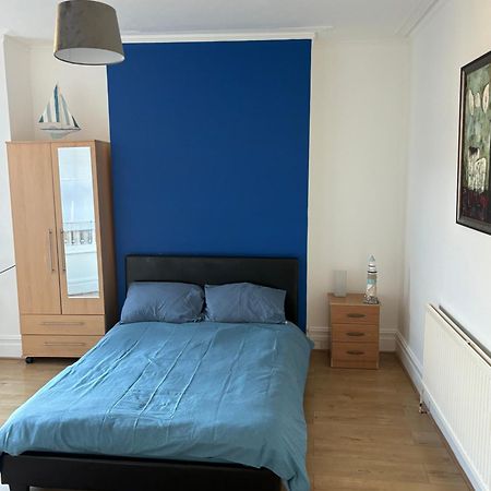 Pure Edge Beach Guest House With Sea View Herne Bay Exterior foto