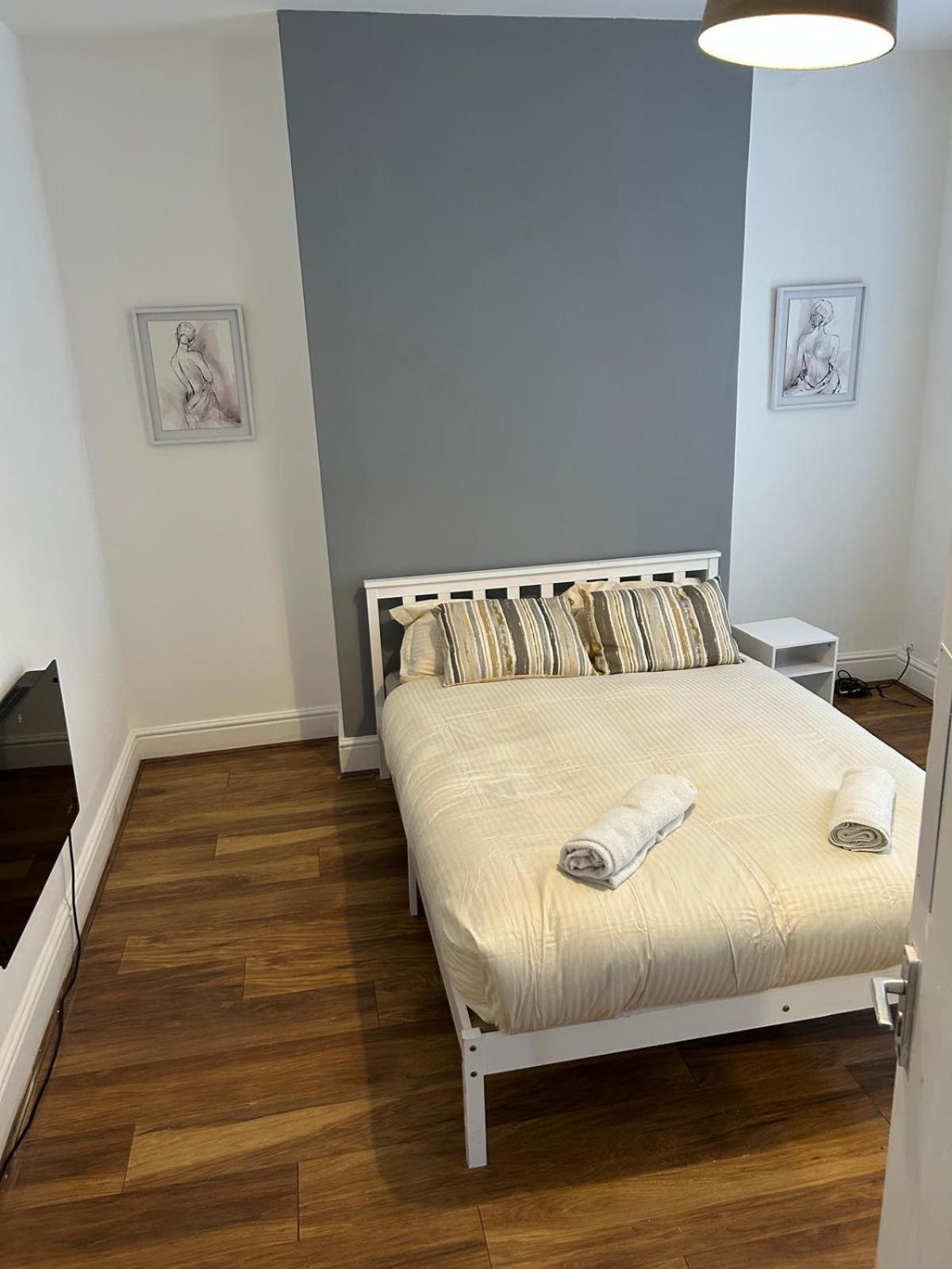 Pure Edge Beach Guest House With Sea View Herne Bay Exterior foto